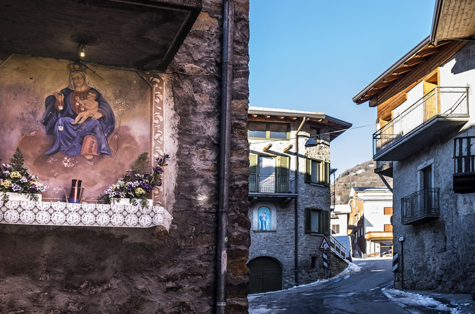 IL racconto del presepio per la strada